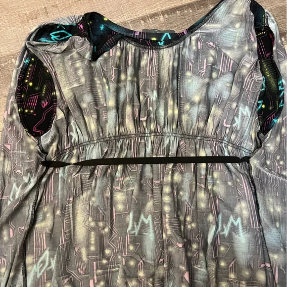 Alexander McQueen Black Multicolor Blouse size XL - Picture 8 of 11